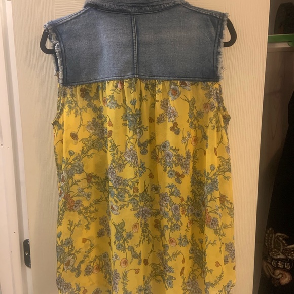 Blouse - Picture 4 of 6